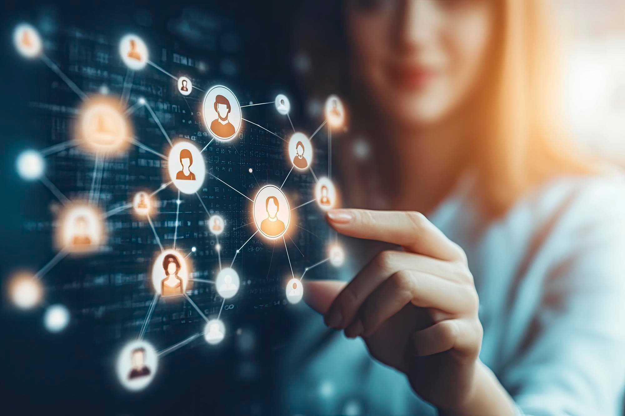 Build acquisition systems that convert traffic into qualified pipeline.